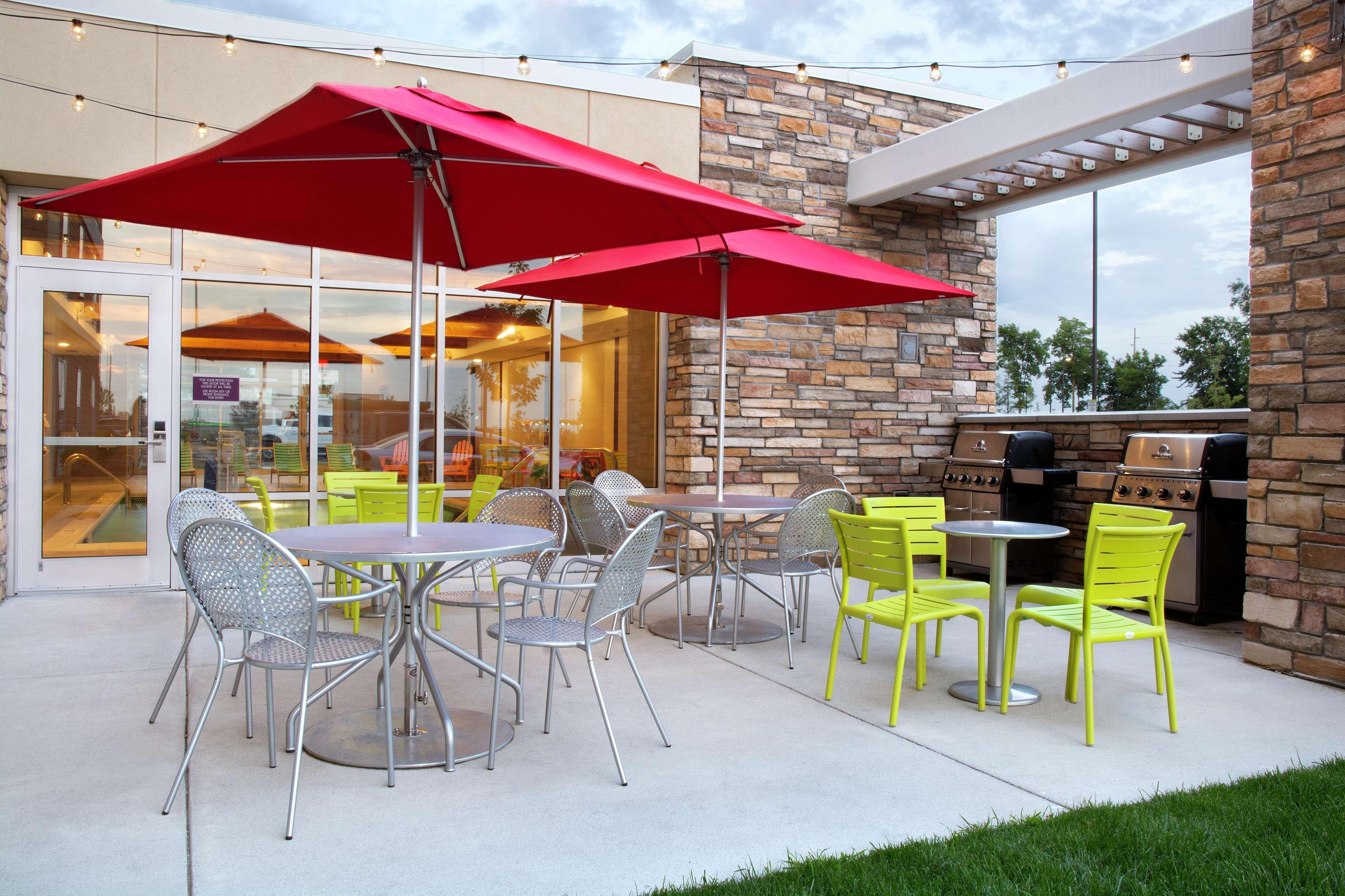Home2 Suites By Hilton Indianapolis Greenwood Exterior foto